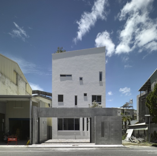 城中的家屋 THE RESIDENCE IN TOWNSHIP